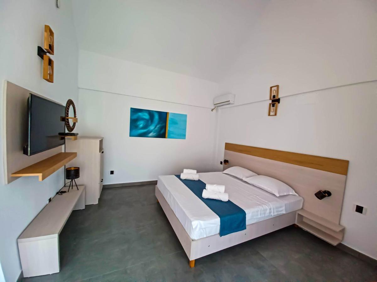 Deja Blue - Adult Only Hotel Sfantu Gheorghe  Luaran gambar