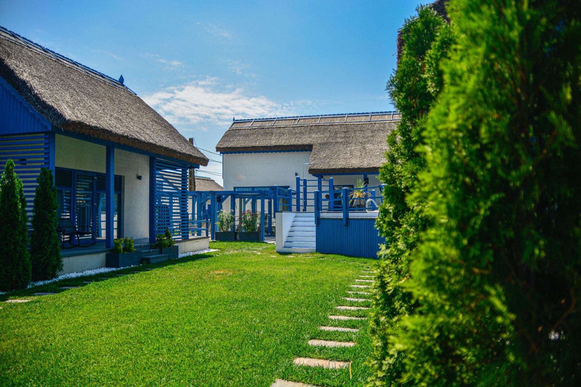 Deja Blue - Adult Only Hotel Sfantu Gheorghe  Luaran gambar